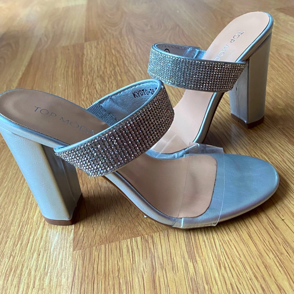 Silver Top Moda thick heel